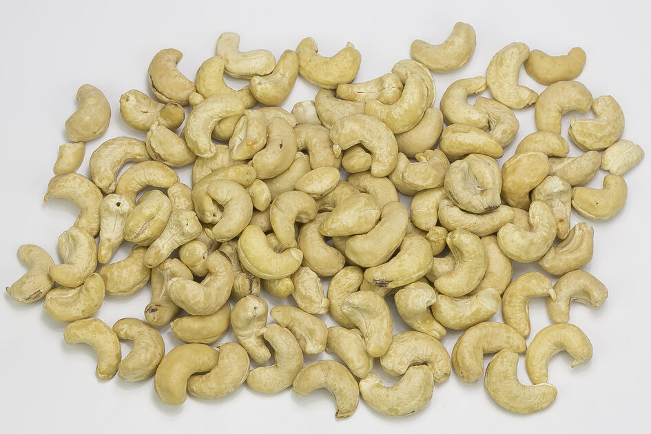 Cashew nuts ORGANIC | King Nuts & Raaphorst B.V.